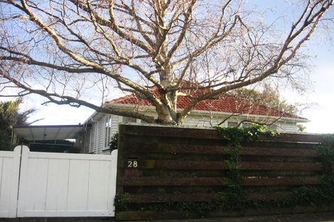 Photo of property in 28 Atiawa Crescent, Waiwhetu, Lower Hutt, 5010