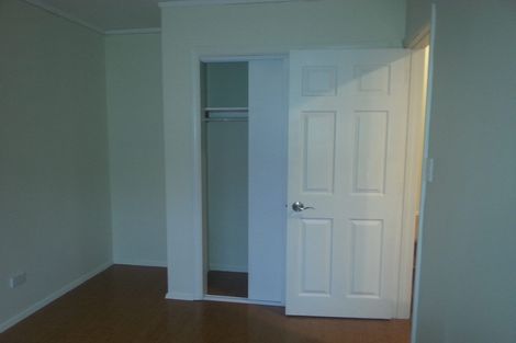 Photo of property in 5 Saddleback Rise, Murrays Bay, Auckland, 0630