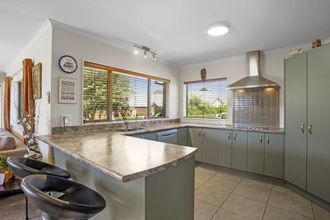 Photo of property in 5 Willowside Place, Amberley, 7410