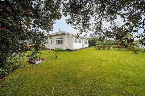 Photo of property in 72 King Street, Opunake, 4616