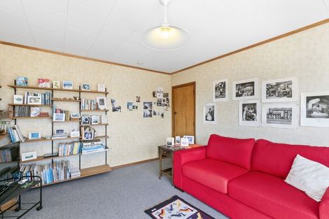 Photo of property in 24 Hudson Street, Island Bay, Wellington, 6023