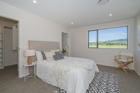 Photo of property in 22 Awatea Drive, Whitianga, 3510