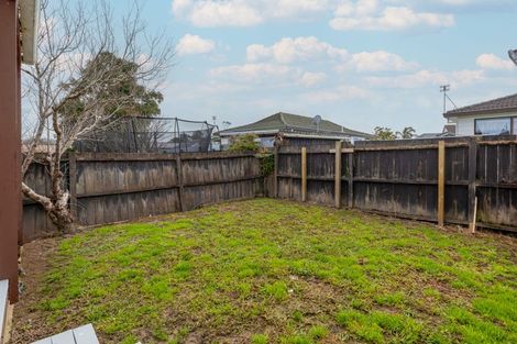 Photo of property in 34 Armada Drive, Ranui, Auckland, 0612