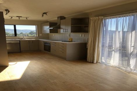 Photo of property in 15 Fenchurch Grove, Stokes Valley, Lower Hutt, 5019