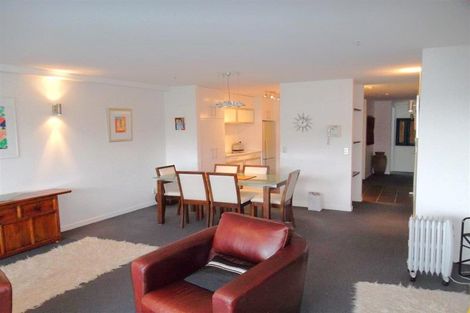 Photo of property in Aqua, 5/74 Oriental Parade, Oriental Bay, Wellington, 6011