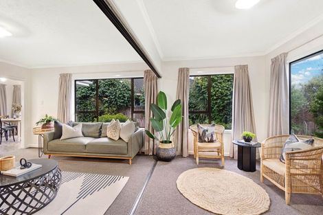 Photo of property in 43 Charlcott Street, Burnside, Christchurch, 8053