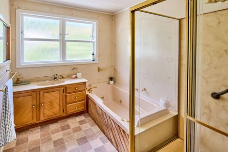 Photo of property in 37 Pembroke Street, Tawa, Wellington, 5028