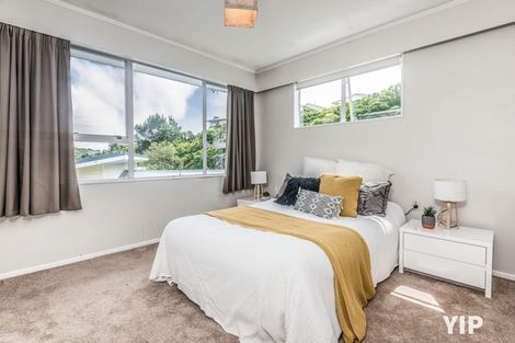 Photo of property in 65 Gloaming Hill, Titahi Bay, Porirua, 5022