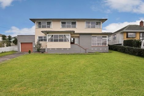 Photo of property in 17 Plunket Avenue, Papatoetoe, Auckland, 2104