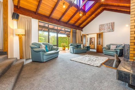Photo of property in 106 Kowhai Road, Campbells Bay, Auckland, 0630