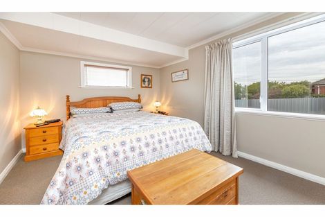 Photo of property in 11 Pannell Avenue, Wainoni, Christchurch, 8061