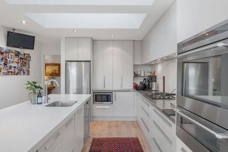 Photo of property in 83 Hawthornden Road, Avonhead, Christchurch, 8042