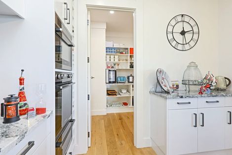 Photo of property in 3a Ridgeway Terrace, Taradale, Napier, 4112