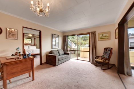 Photo of property in 27 Gravesend Place, Picton, 7220