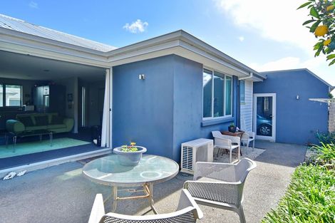 Photo of property in 5/9 Marsden Street, Heathcote Valley, Christchurch, 8022