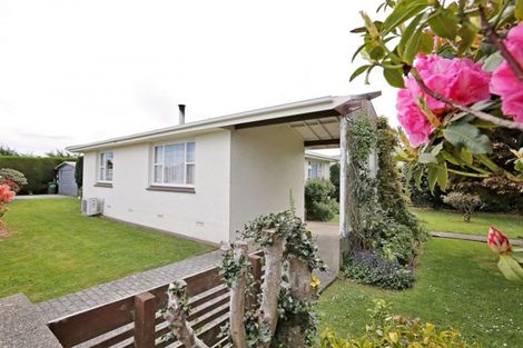 Photo of property in 112 Stobo Street, Grasmere, Invercargill, 9810