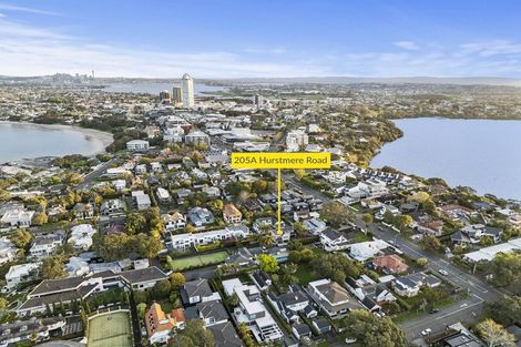 Photo of property in 205a Hurstmere Road, Takapuna, Auckland, 0622
