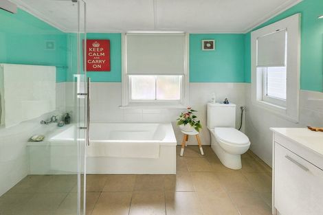 Photo of property in 26 Main Street, Hospital Hill, Napier, 4110