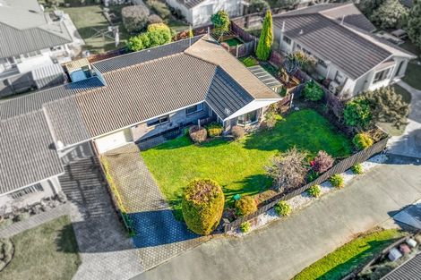 Photo of property in 2/136 Middlepark Road, Sockburn, Christchurch, 8042