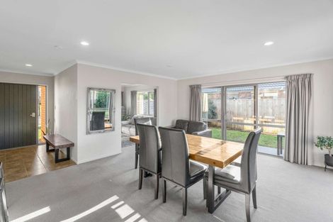 Photo of property in 39 Faringdon Boulevard, Rolleston, 7615