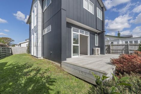 Photo of property in 28c Opaheke Road, Papakura, 2110