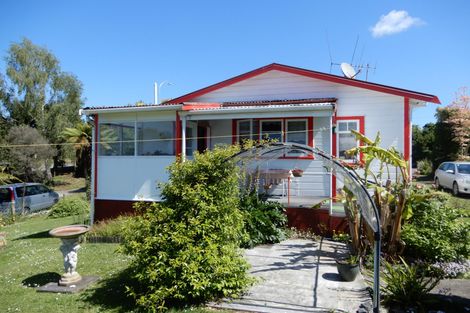 Photo of property in 152 Taupo Street, Putaruru, 3411