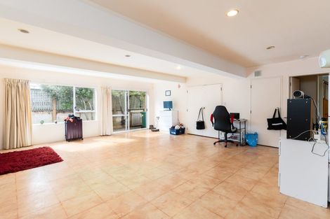 Photo of property in 110a Main Road, Tawa, Wellington, 5028