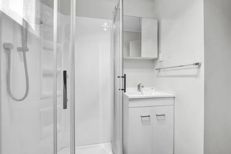 Photo of property in 23d Oranga Street, Marfell, New Plymouth, 4310