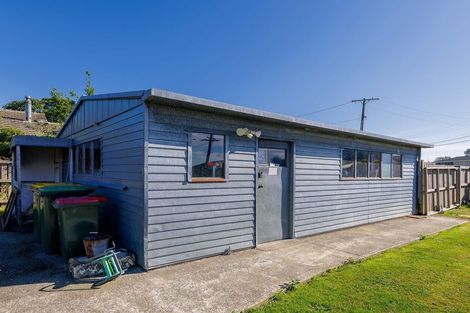 Photo of property in 19 Rugby Street, Waimate, 7924