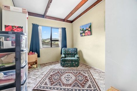 Photo of property in 7a Logan Place, Te Kamo, Whangarei, 0112