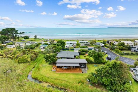 Photo of property in 6 Rhona Place, Mahia, 4198
