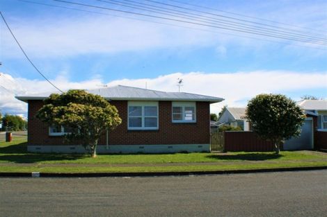 Photo of property in 57 Weraroa Road, Levin, 5510
