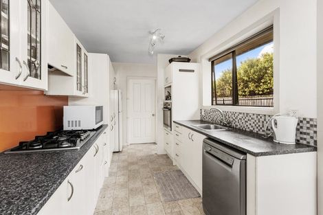 Photo of property in 26 Tenby Place, Avondale, Christchurch, 8061