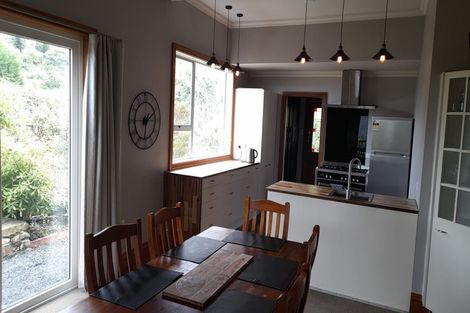 Photo of property in 41 Manapouri Street, Ravensbourne, Dunedin, 9022
