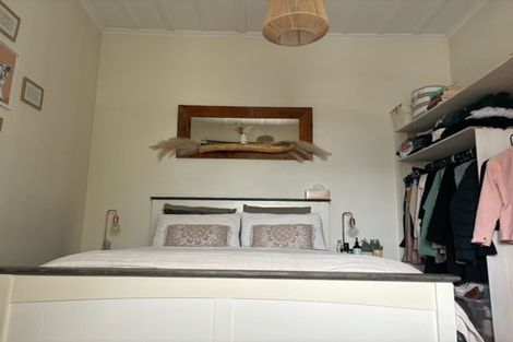 Photo of property in 1/9 Rutland Road, Stanley Point, Auckland, 0624