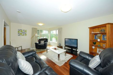 Photo of property in 102 Lowry Avenue, Redwood, Christchurch, 8051