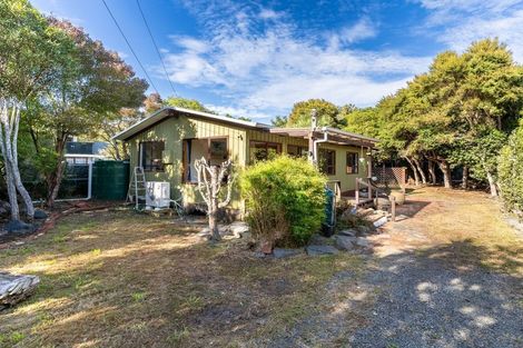 Photo of property in 86 Beach Road, Long Beach, Port Chalmers, 9081