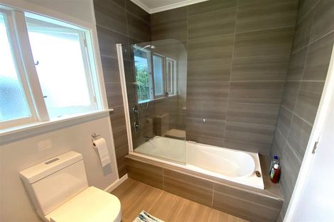 Photo of property in 15 Braithwaite Street, Ilam, Christchurch, 8041