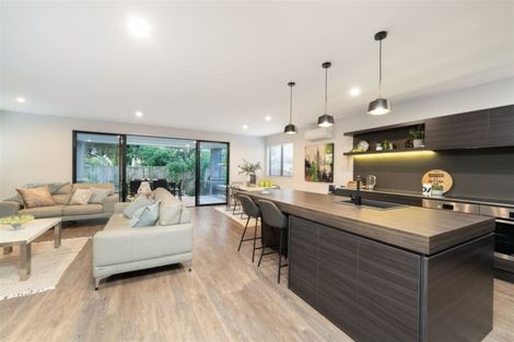 Photo of property in 255b Oceanbeach Road, Mount Maunganui, 3116
