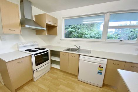 Photo of property in 6 Clonbern Place, Upper Riccarton, Christchurch, 8041