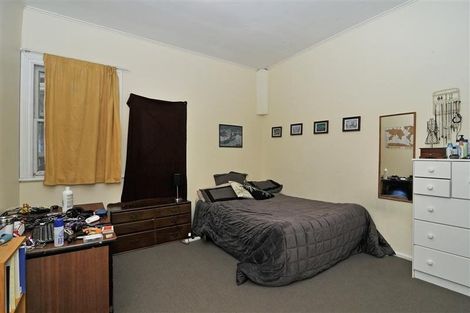 Photo of property in 54 Pirie Street, Mount Victoria, Wellington, 6011