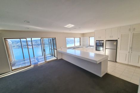 Photo of property in 27 Kaikoura Street, Maupuia, Wellington, 6022