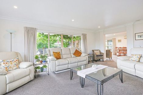 Photo of property in 9 Russell Robertson Drive, Havelock North, 4130