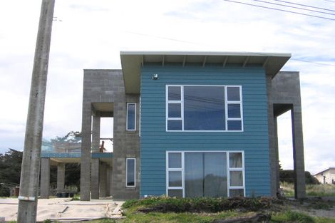 Photo of property in 41 Nelson Street, Foxton Beach, Foxton, 4815