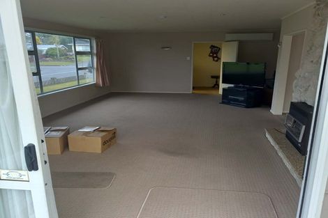 Photo of property in 1 Patete Place, Tawhero, Whanganui, 4501