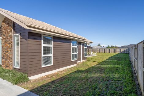 Photo of property in 11 Maple Grove, Kingston, Wellington, 6021