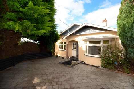 Photo of property in 33 Forfar Street, Clyde Hill, Dunedin, 9011