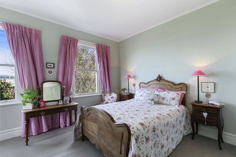 Photo of property in 11 Tinakori Road, Thorndon, Wellington, 6011