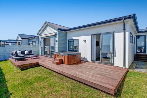 Photo of property in 45 Barcliff Terrace, Gulf Harbour, Whangaparaoa, 0930