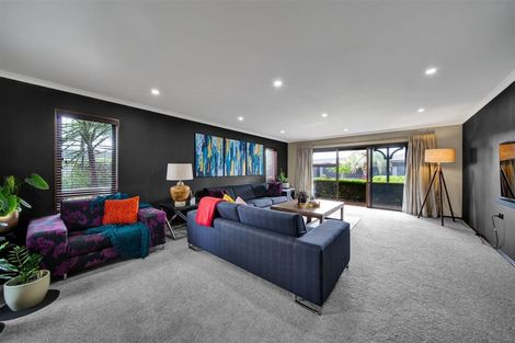 Photo of property in 24 Dillon Drive, Bell Block, New Plymouth, 4312